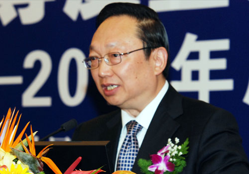 消費(fèi)維權(quán)專家、中消協(xié)原副秘書長武高漢